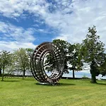 Insel-ambiente - Hochwertig Und Grosszuegig Auf Der Insel * Линдау